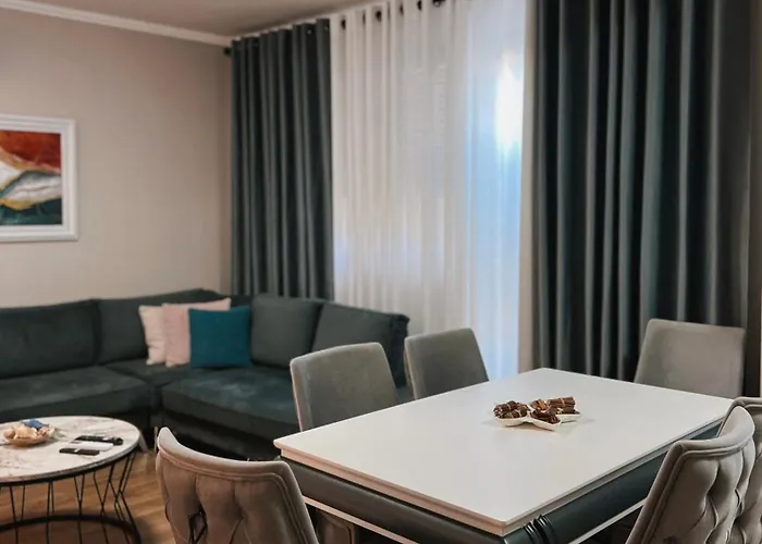 Green Apartment